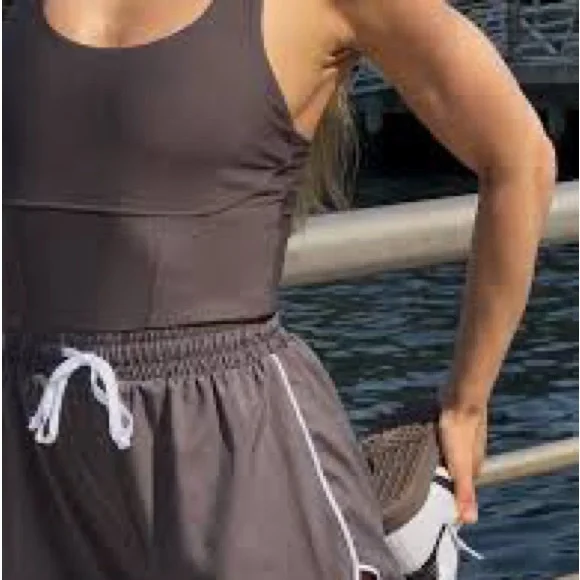 Fabletics Sport Short Onesie Charcoal Romper Women’s size Medium. - Picture 14 of 16